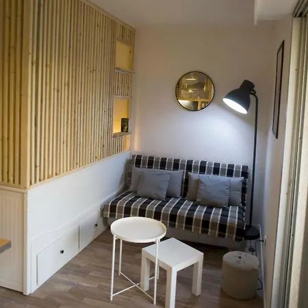 Apartamento T1bis Avec Veranda Et Jardinet *