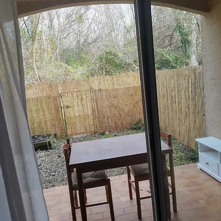 T1bis Avec Veranda Et Jardinet Apartamento